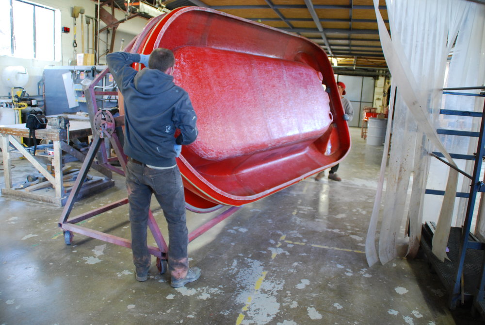 Removing the Neoteric Hovercraft from the mold