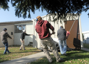 Hovercraft technology moves building